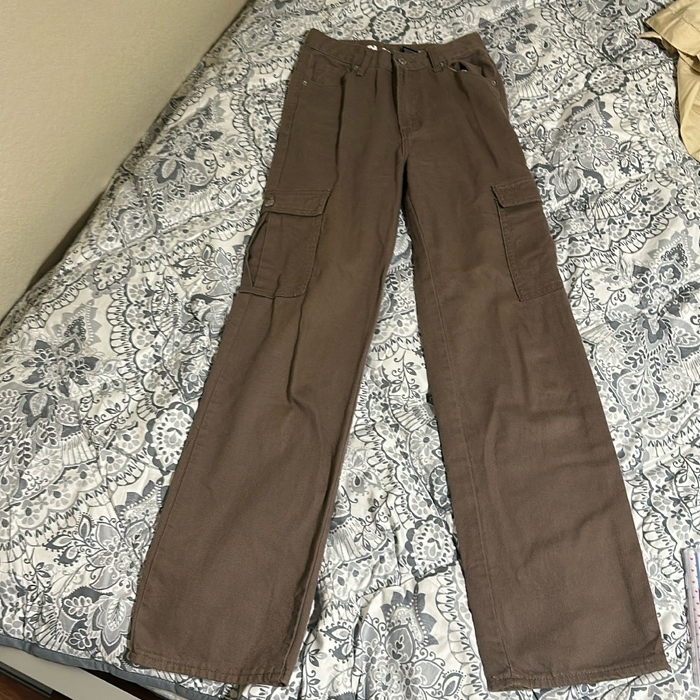 Brown cargo jeans